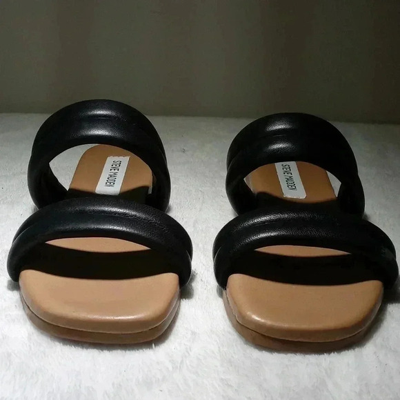Steve Madden Shoes - Steve Madden Wizen Sandal